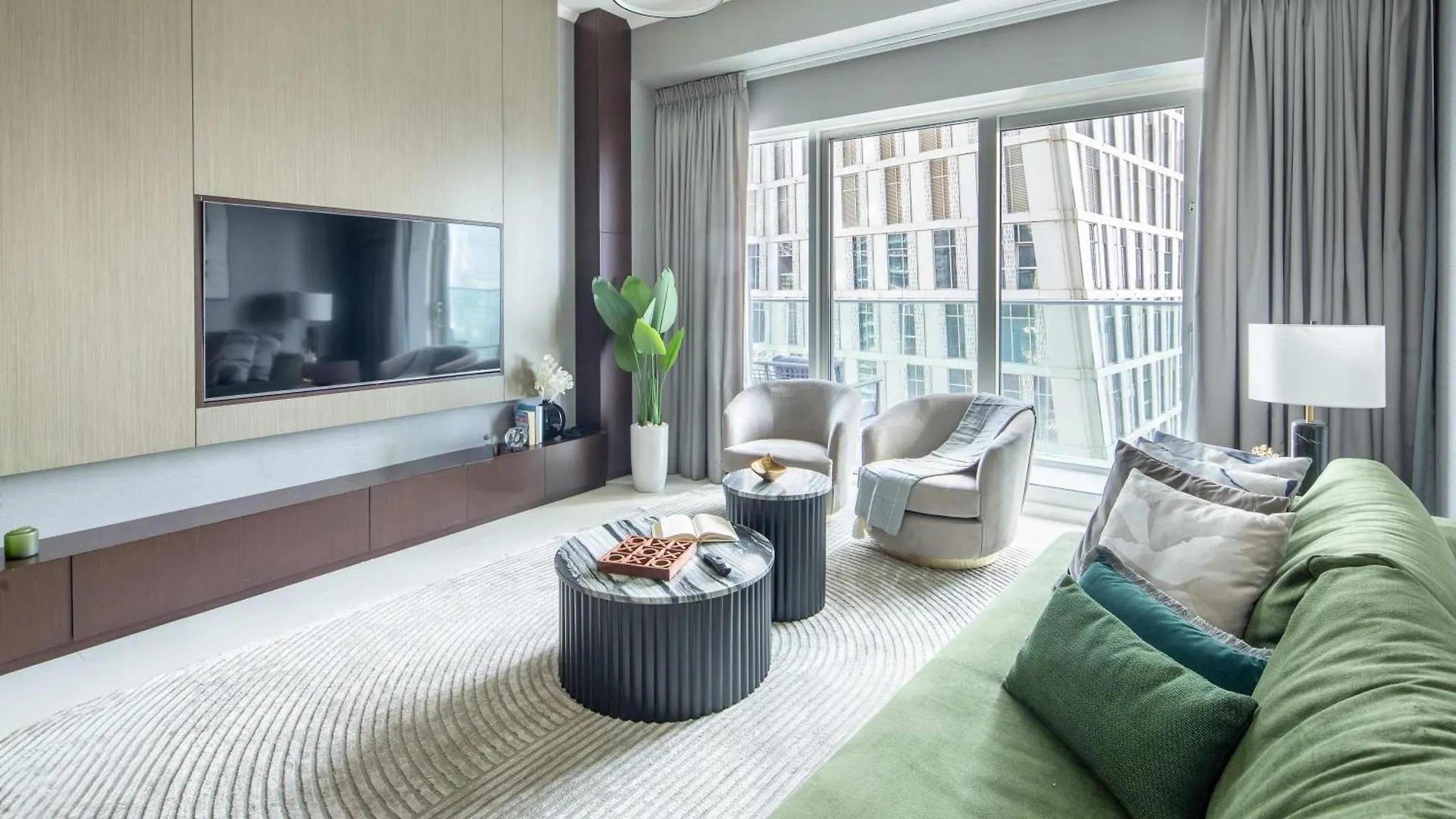Frank Porter - Damac Heights Dubai